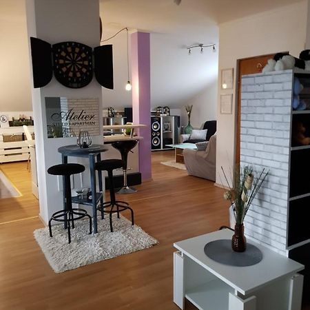 Apartman Atelier Karlovac Exteriör bild