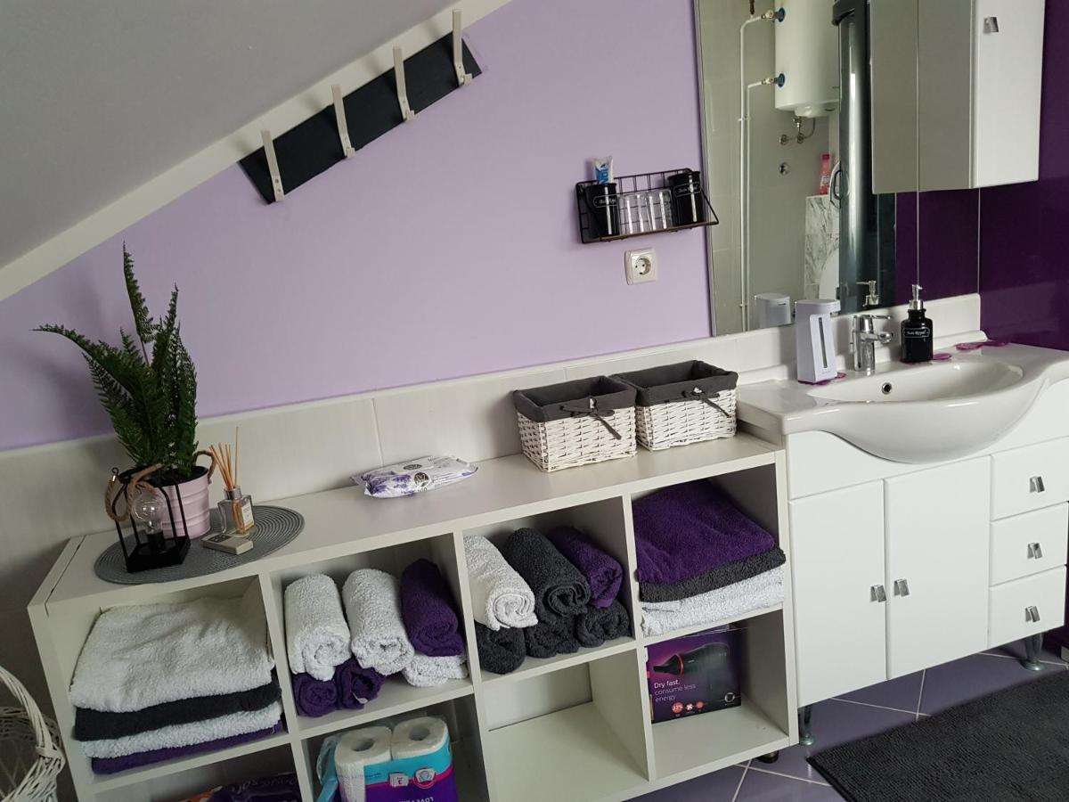 Apartman Atelier Karlovac Exteriör bild
